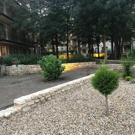 Rabi Park Apartment *