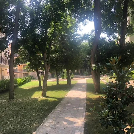 Rabi Park Apartment Warna